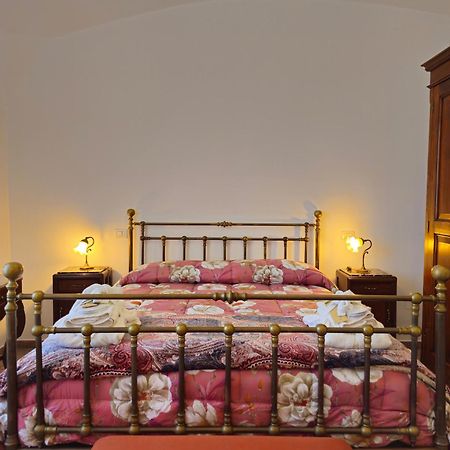Casale Di Lusso Panoramico Villa Lettere Eksteriør billede