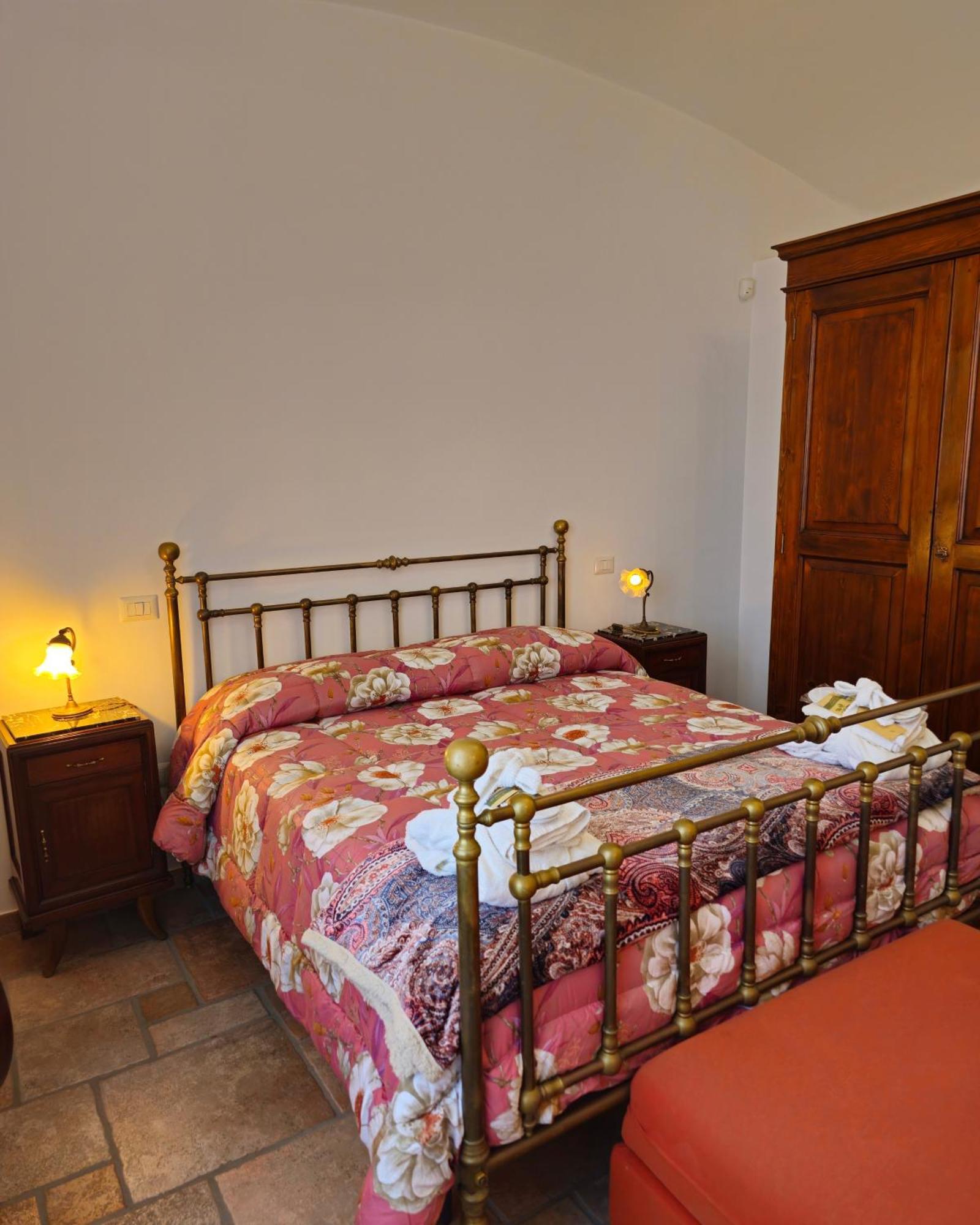 Casale Di Lusso Panoramico Villa Lettere Eksteriør billede