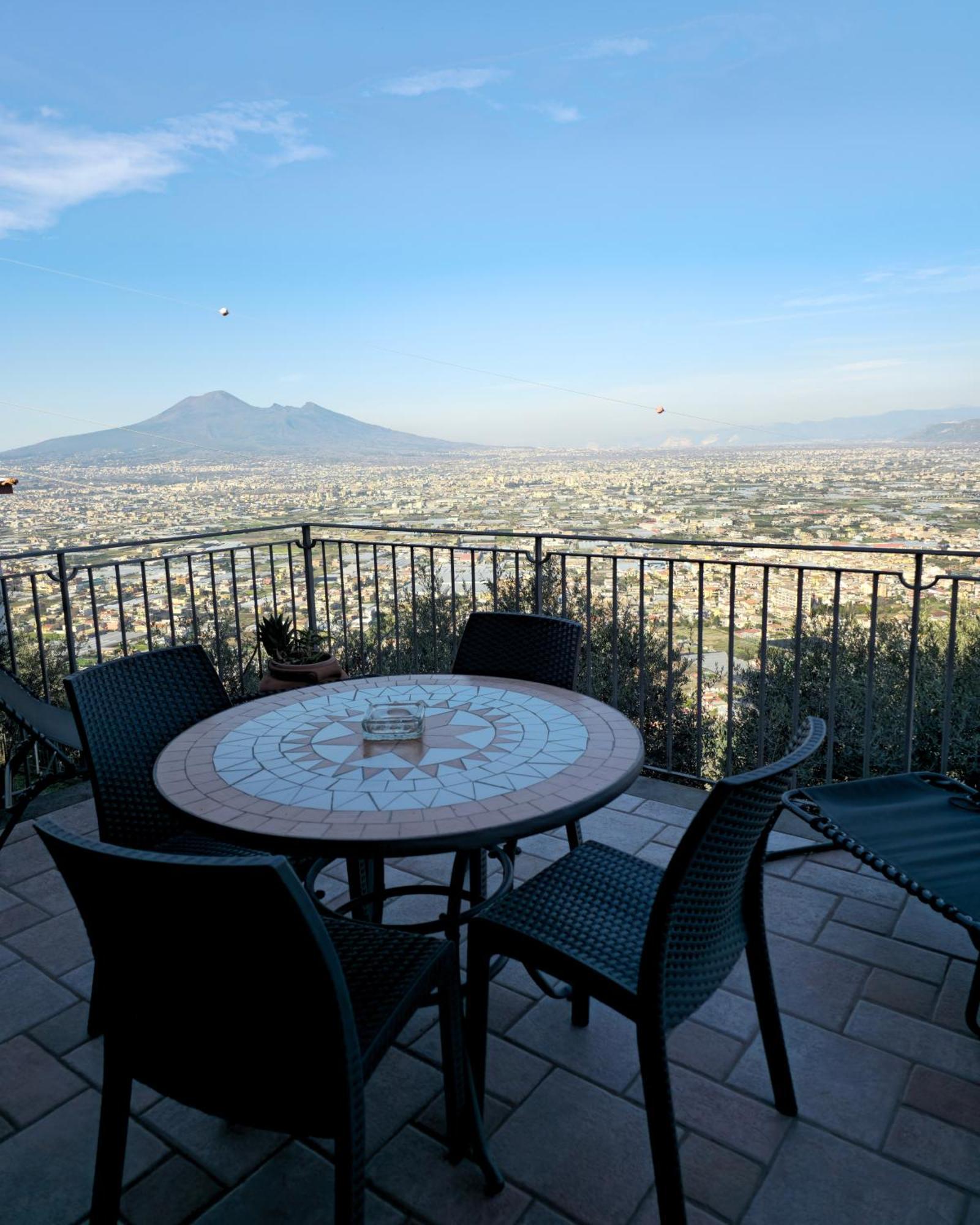 Casale Di Lusso Panoramico Villa Lettere Eksteriør billede
